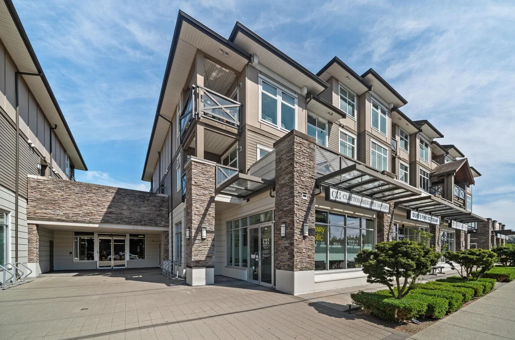 Condo for sale at 464 6758 188 Street Surrey British Columbia - MLS: R3147045