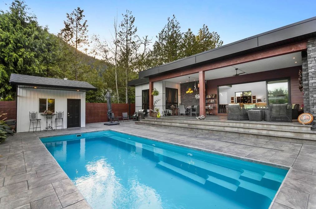 464 ALDER AVENUE, Harrison Hot Springs BC V0M 1K0, Harrison Hot Springs BC — Residential for Sale - Main Photo