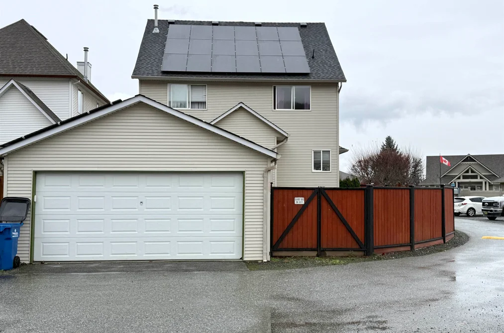 46442 CHESTER DRIVE, Chilliwack BC V2R 5N4, Chilliwack BC — Residential for Sale - Photo 3