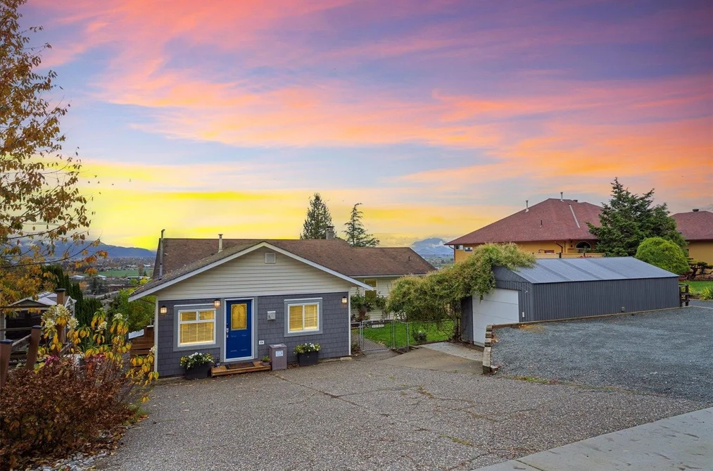 46455 UPLANDS ROAD, Chilliwack BC V2R 4W1, Chilliwack BC — Residential for Sale - Photo 2