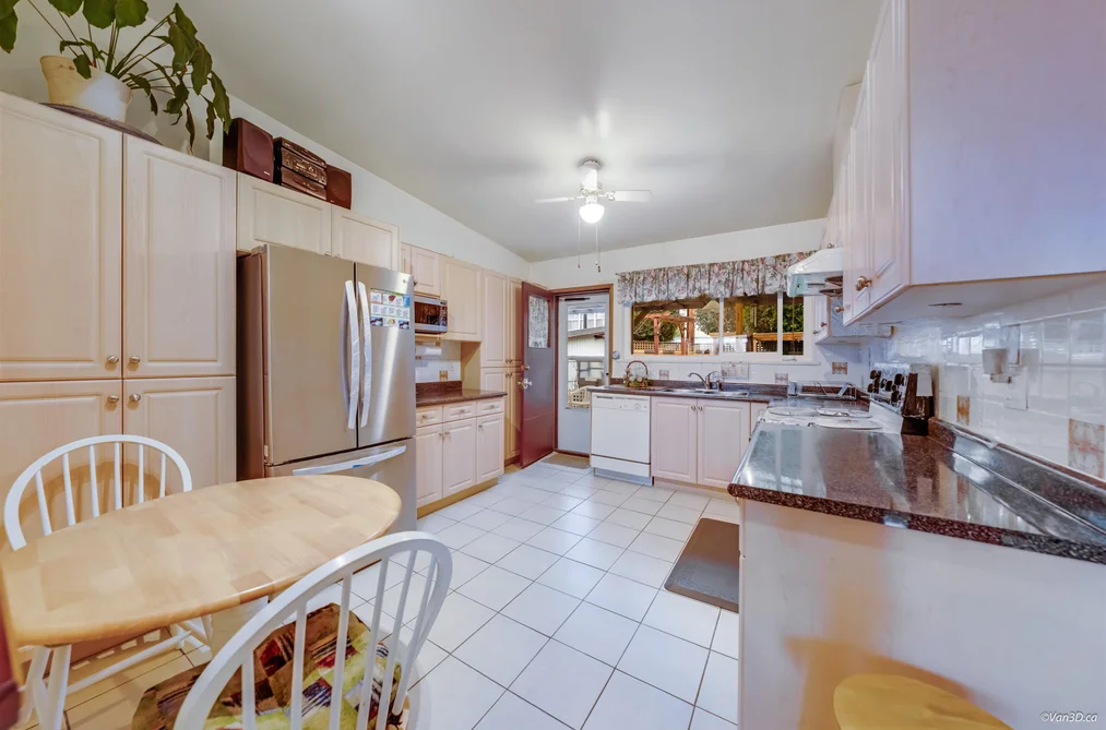 4646 CHARLOTTE COURT, Burnaby BC V5G 2R8, Burnaby BC — Residential for Sale - Photo 7