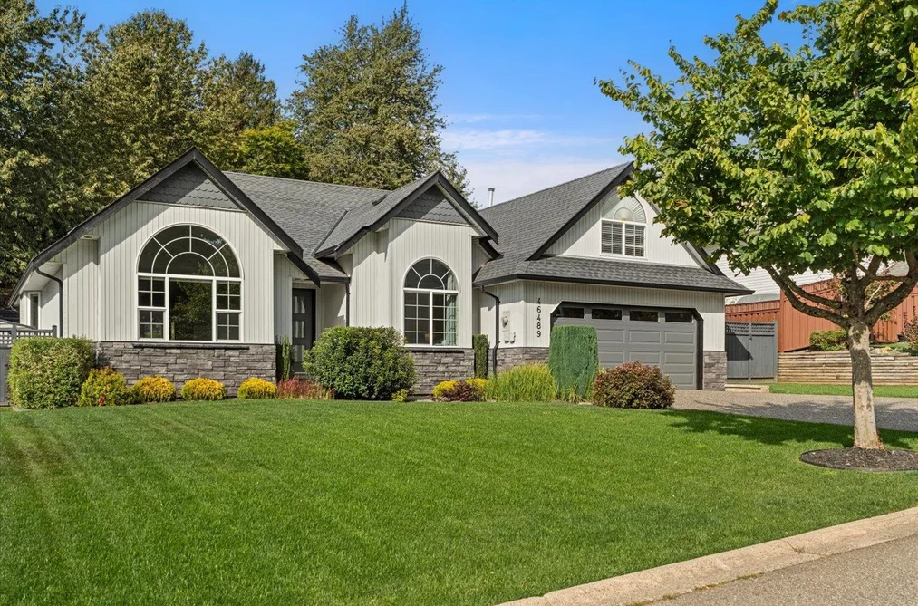 House for sale at 46489 Edgemont Place Chilliwack British Columbia - MLS: R3166726