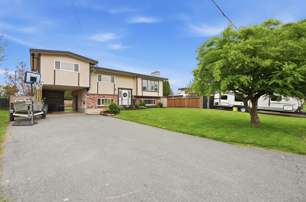 46489 HURNDALL CRESCENT, Chilliwack BC V2P 1E8, Chilliwack BC — Residential for Sale - Photo 2
