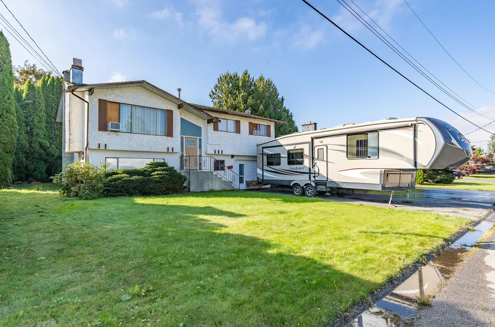 46494 ELLIOTT AVENUE, Chilliwack BC V2P 6L3, Chilliwack BC — Residential for Sale - Photo 4