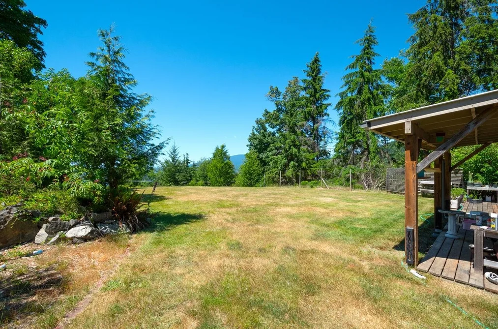 465 Sunset Road, Bowen Island, BC - MLS: R3164340 - Photo 26 465 Sunset Road, Bowen Island, BC - MLS: R3164340 - Photo 26