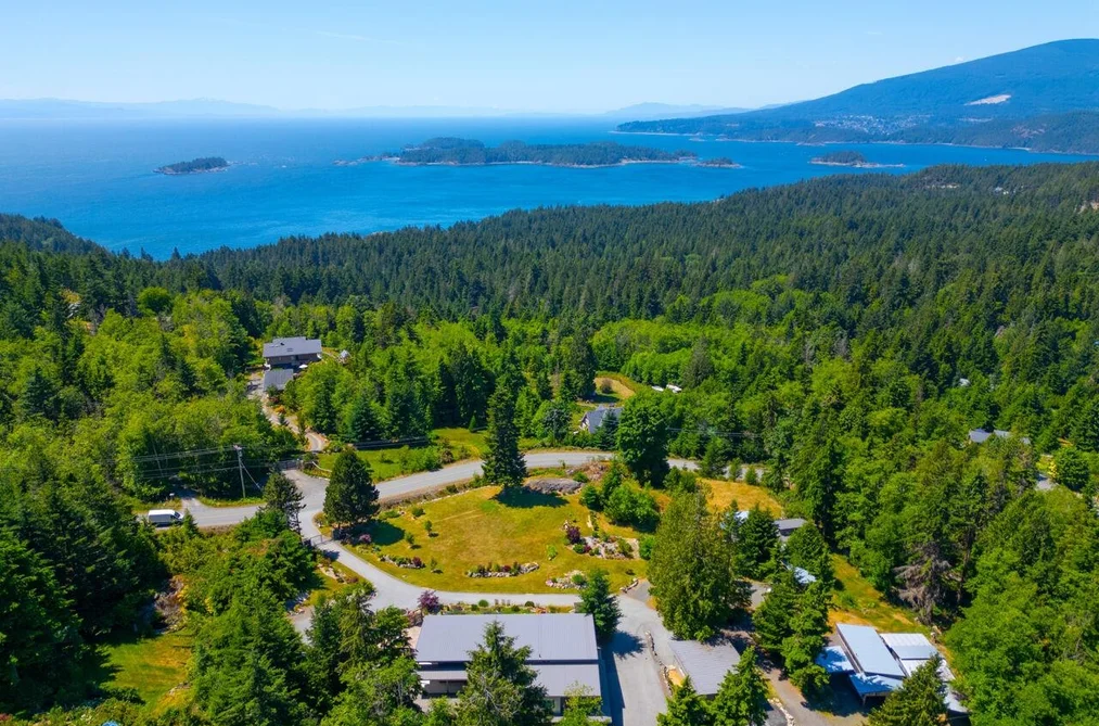 465 Sunset Road, Bowen Island, BC - MLS: R3164340 - Photo 38 465 Sunset Road, Bowen Island, BC - MLS: R3164340 - Photo 38