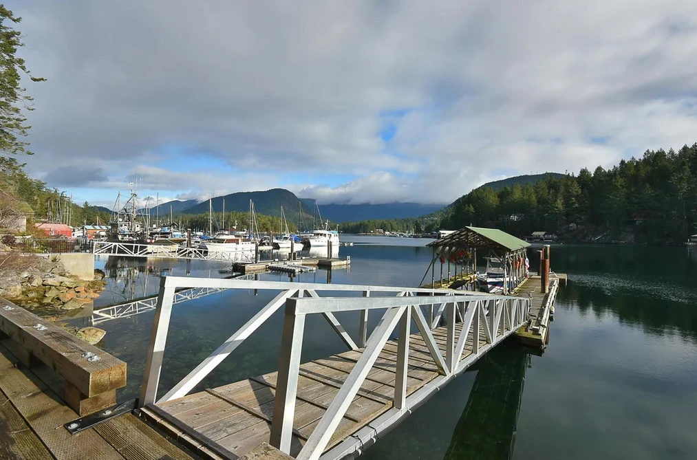 4650 GERRANS BAY ROAD, Madeira Park BC V0N 2H1, Madeira Park BC — Residential for Sale - Photo 2