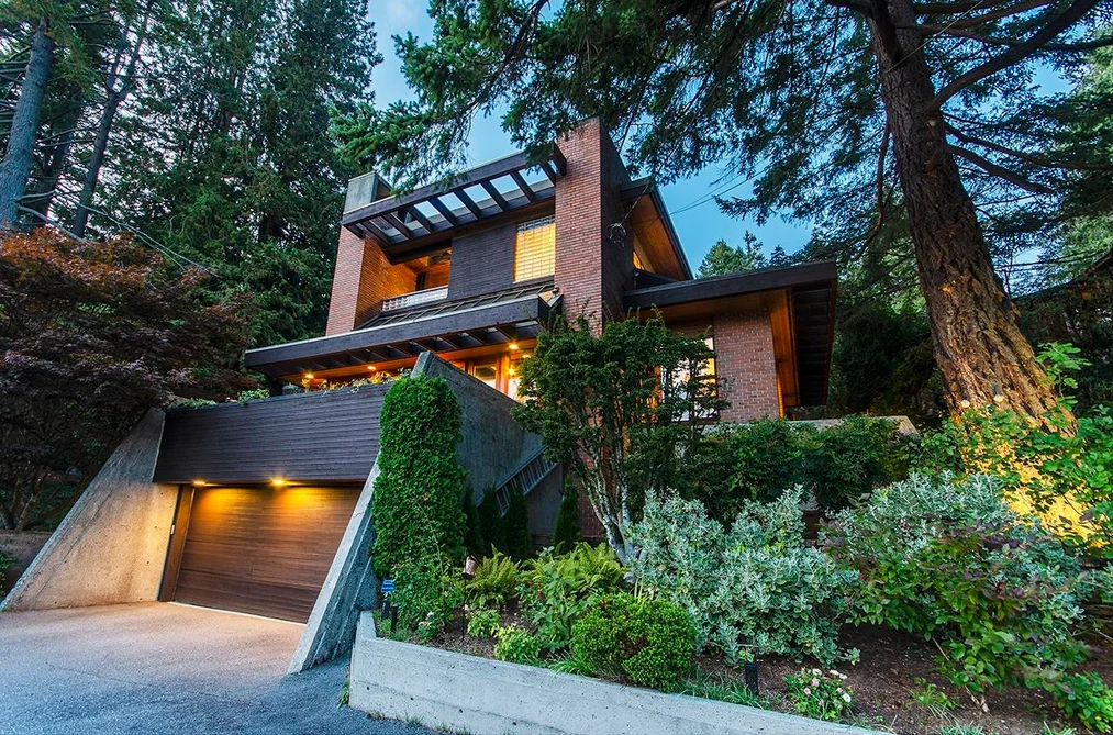 4651 MARINE DRIVE, West Vancouver BC V7W 2P1, West Vancouver BC — Residential for Sale - Photo 2