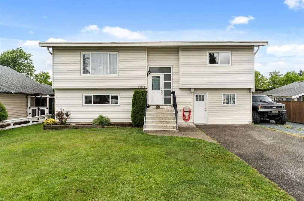 House for sale at 46533 Darlene Avenue Chilliwack British Columbia - MLS: R3134458