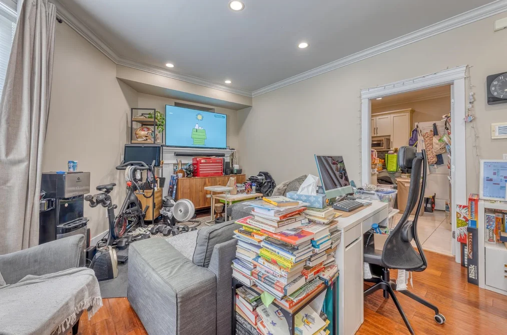 4657 BUXTON COURT, Burnaby BC V5H 1J1, Burnaby BC — Residential Income for Sale - Photo 4