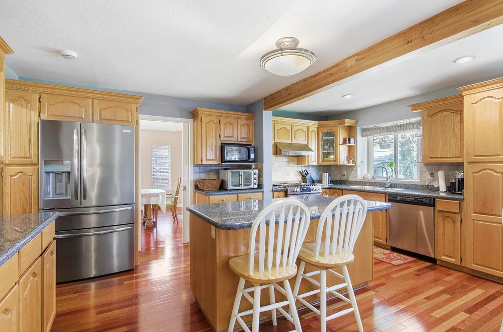 4657 GRASSMERE STREET, Burnaby BC V5G 2N8, Burnaby BC — Residential for Sale - Photo 2