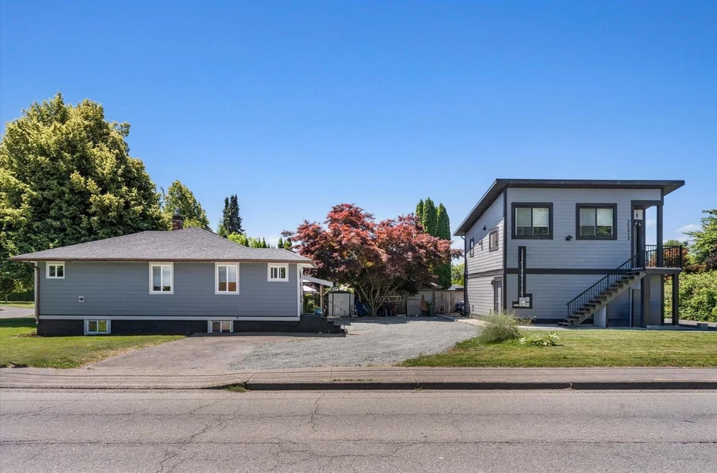 House for sale at 46591 Portage Avenue Chilliwack British Columbia - MLS: R3138411
