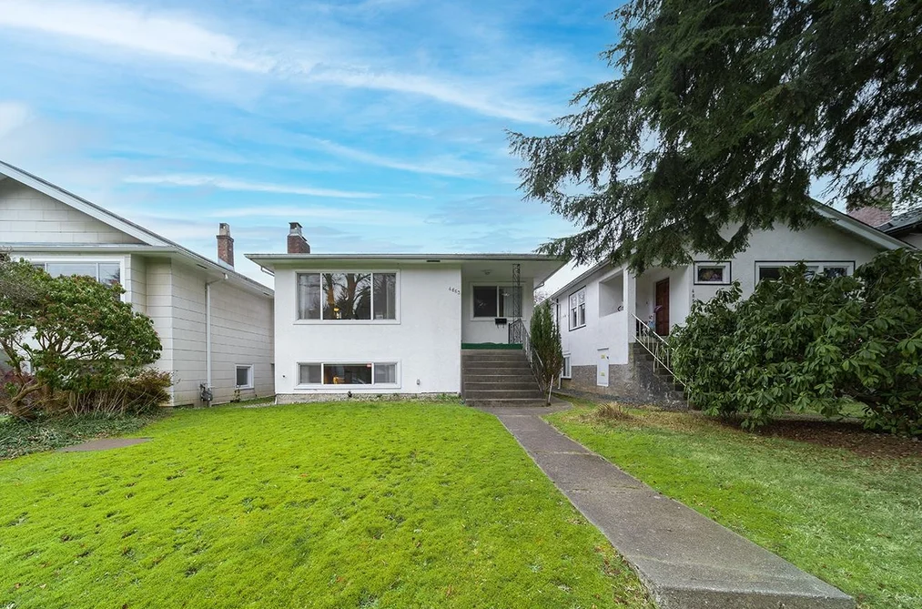 House for sale at 4663 W 15th Avenue Vancouver British Columbia - MLS: R3102590