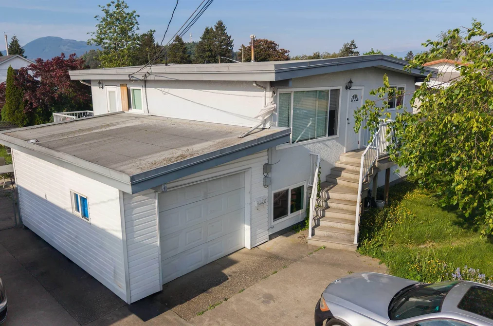 House for sale at 46637 Andrews Avenue Chilliwack British Columbia - MLS: R3119746