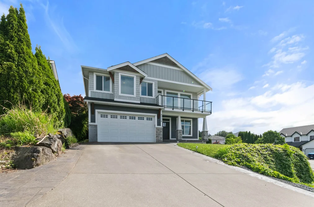 House for sale at 46658 Grove Avenue Chilliwack British Columbia - MLS: R3125319