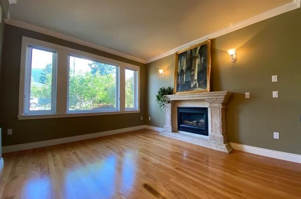 467 W KINGS ROAD, North Vancouver BC V7N 2M2, North Vancouver BC — Residential for Sale - Photo 2