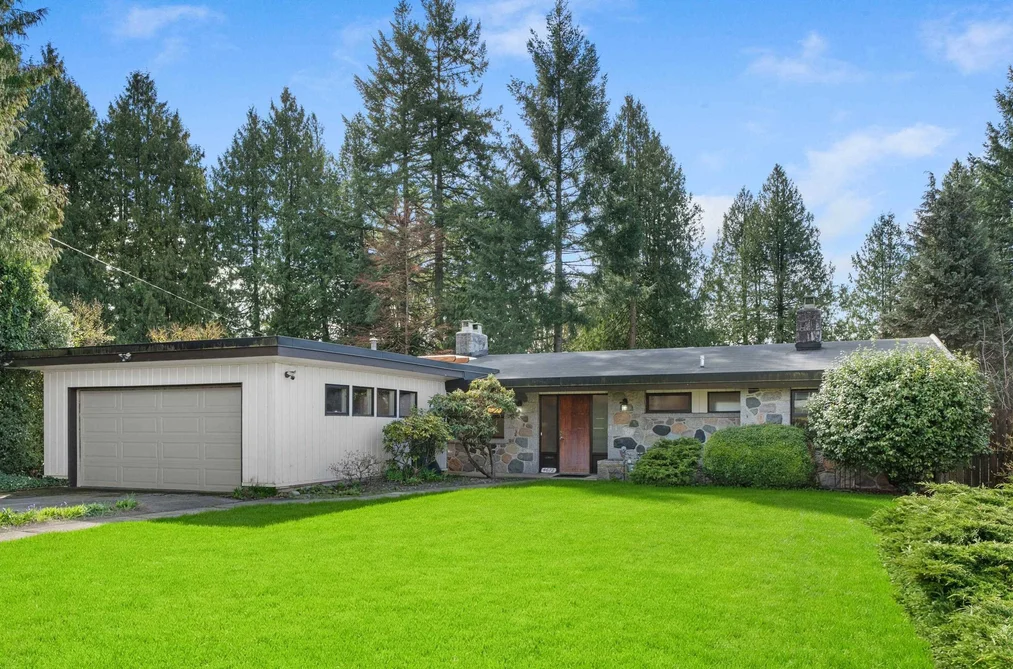 House for sale at 4672 Neville Street Burnaby British Columbia - MLS: R3102910