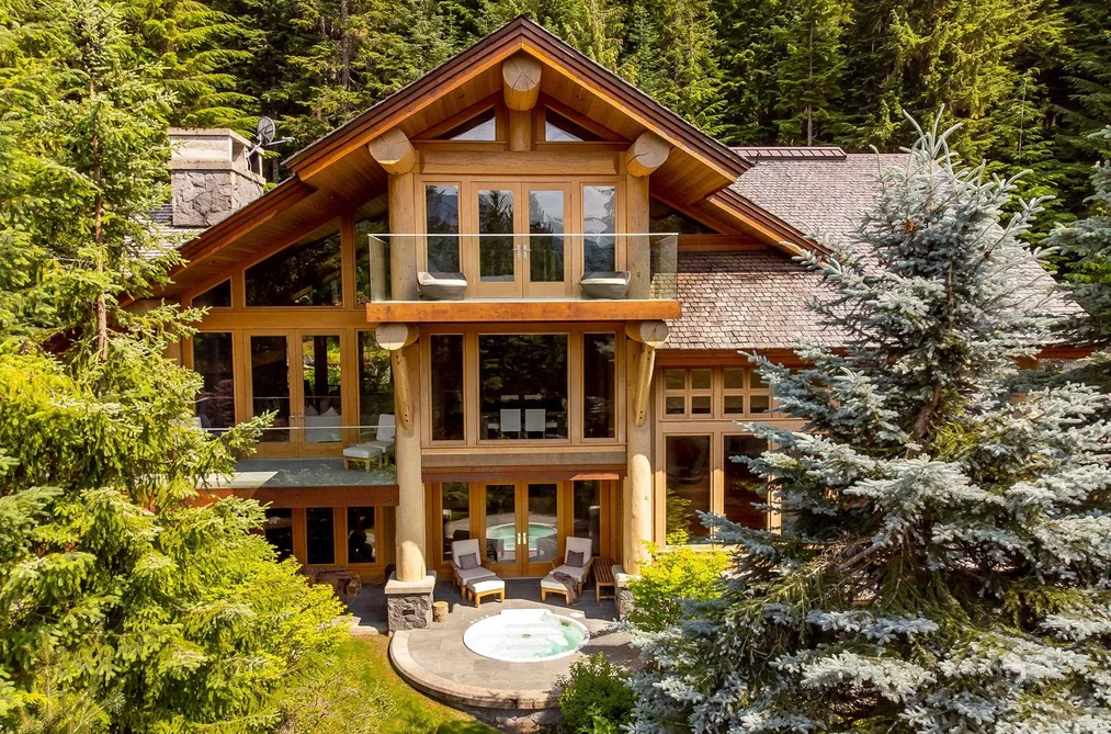 4673 BLACKCOMB WAY, Whistler BC V8E 0Z3, Whistler BC — Residential for Sale - Photo 2