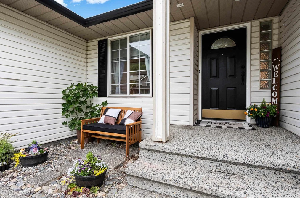 46733 SYLVAN DRIVE, Chilliwack BC V2R 4E9, Chilliwack BC — Residential for Sale - Photo 3