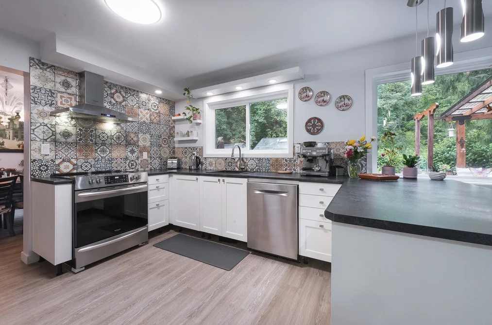46781 PORTAGE AVENUE, Chilliwack BC V2P 7H3, Chilliwack BC — Residential for Sale - Photo 4