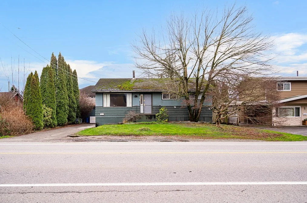 House for sale at 46782 First Avenue Chilliwack British Columbia - MLS: R3083545