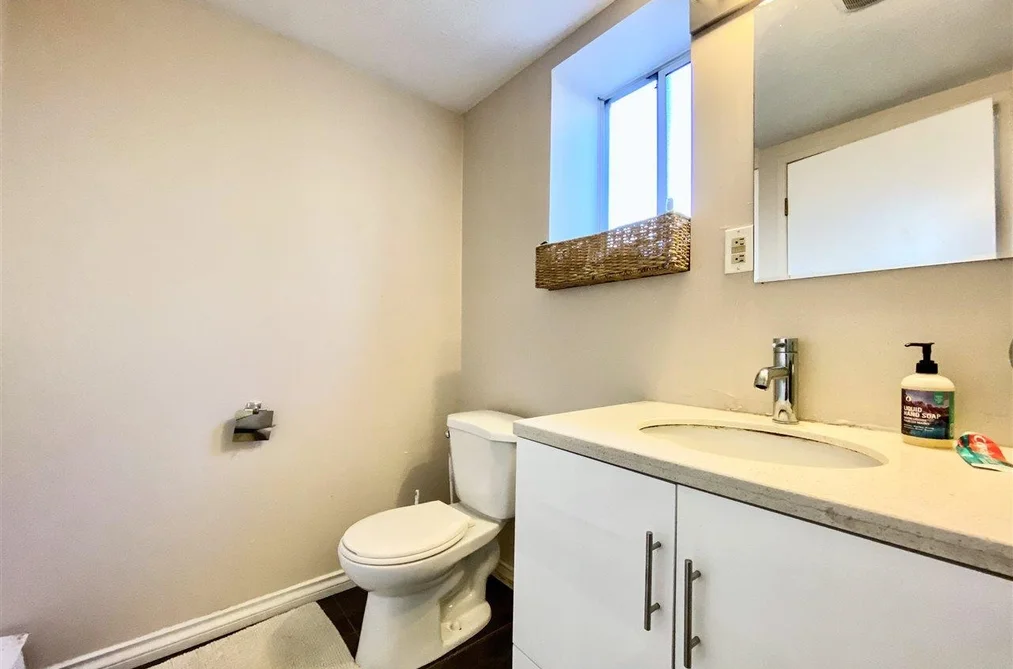 4680 Canada Way, Burnaby, BC - MLS: R3179840 - Photo 11 4680 Canada Way, Burnaby, BC - MLS: R3179840 - Photo 11