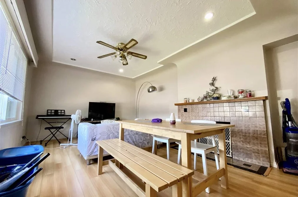4680 Canada Way, Burnaby, BC - MLS: R3179840 - Photo 5 4680 Canada Way, Burnaby, BC - MLS: R3179840 - Photo 5