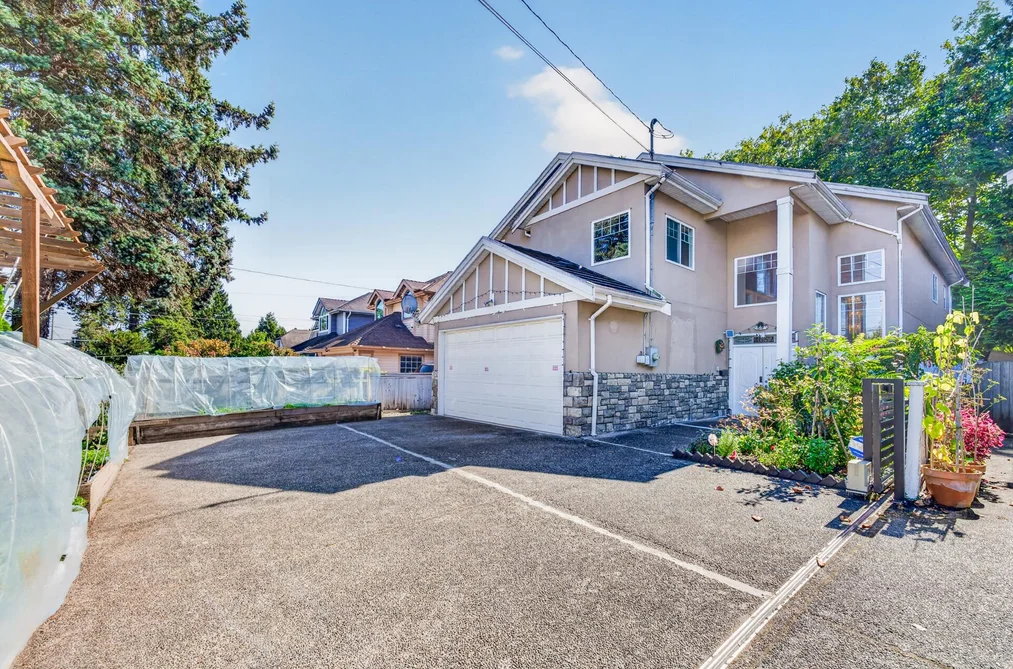 House for sale at 4682 Blundell Road Richmond British Columbia - MLS: R3144434