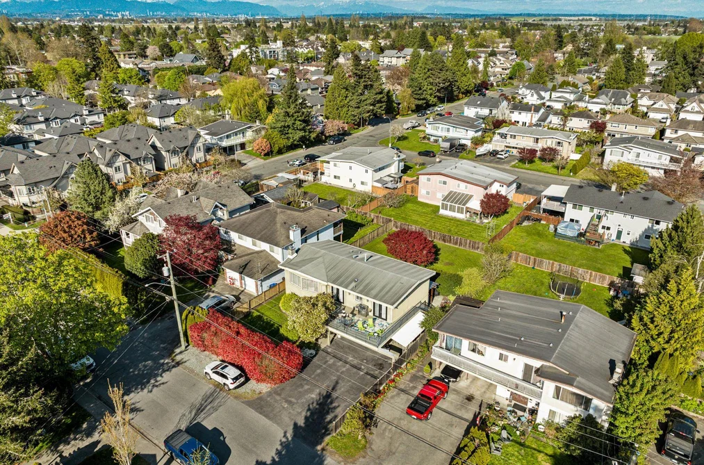 4686 54A STREET, Ladner, BC — Residential for Sale — Photo 3 of 40