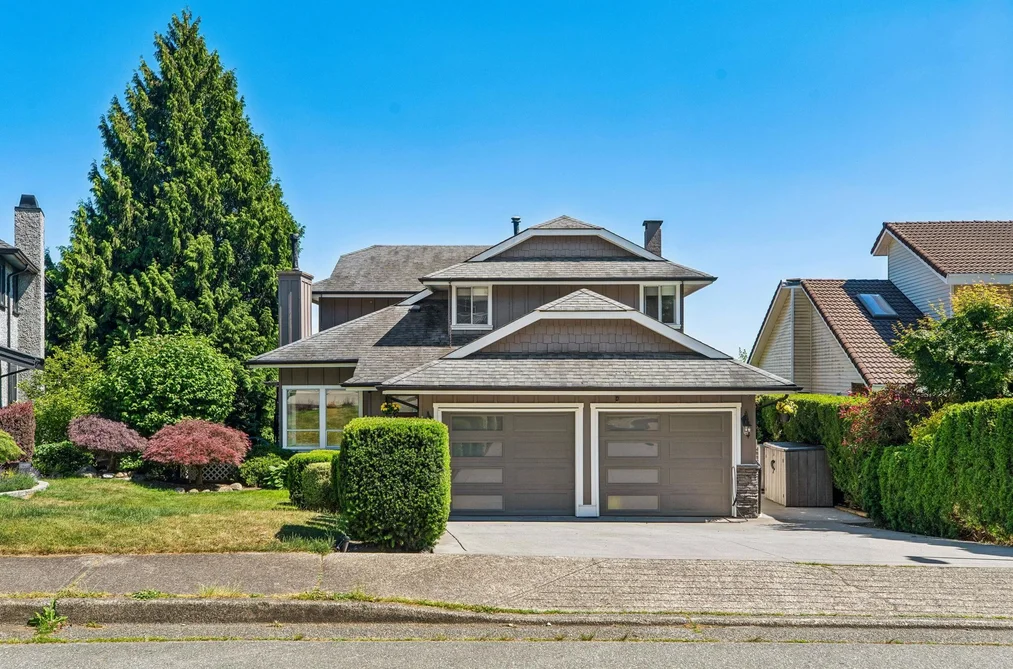 House for sale at 469 Cariboo Crescent Coquitlam British Columbia - MLS: R3132427