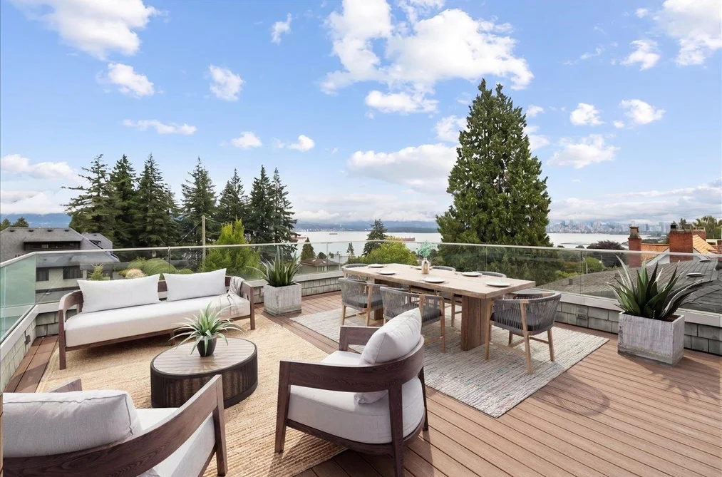 House for sale at 4693 W 3rd Avenue Vancouver British Columbia - MLS: R3136566
