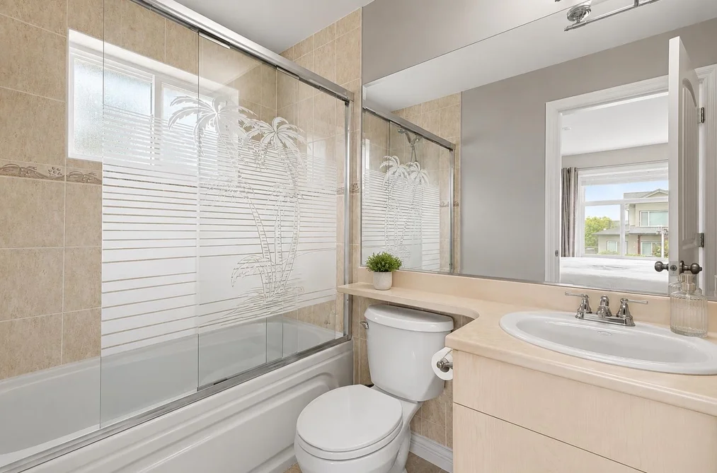 4694 NORTHVIEW COURT, Burnaby BC V5H 1E3, Burnaby BC — Residential for Sale — Photo 17 of 36