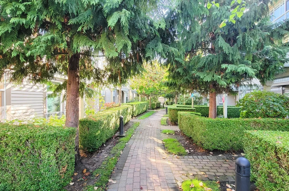 47 15353 100 AVENUE, Surrey BC V3R 3S6, Surrey BC — Residential for Sale - Photo 4