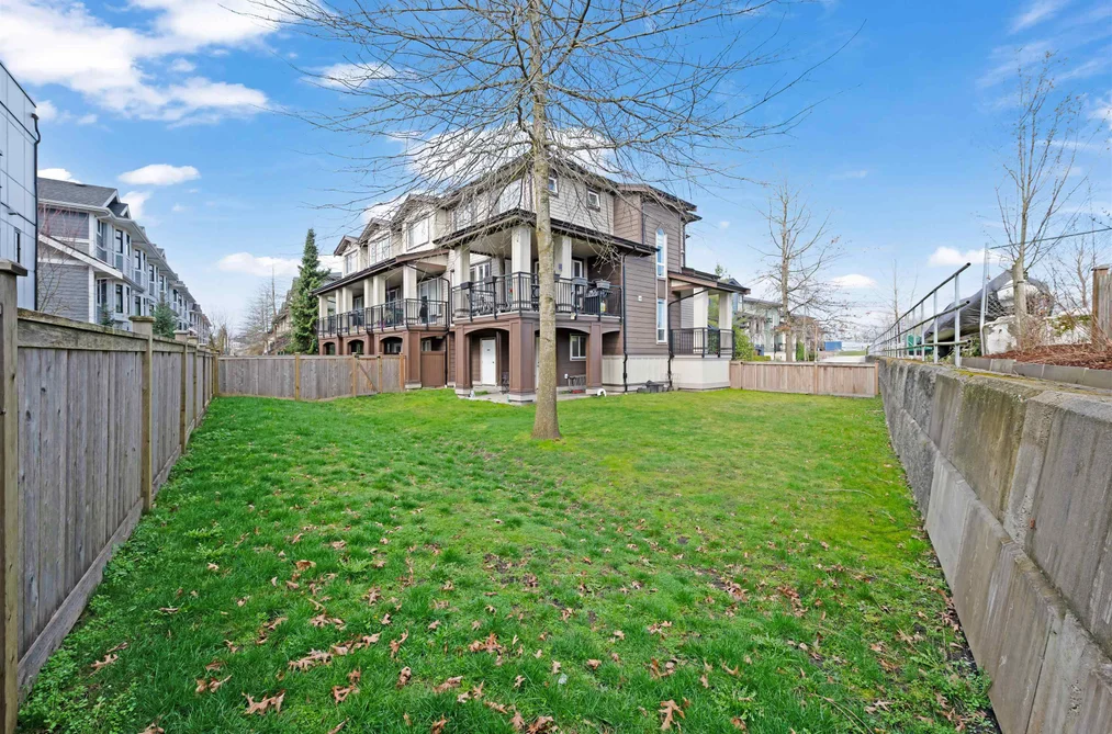 47 160 PEMBINA STREET, New Westminster BC V3M 0A3, New Westminster BC — Residential for Sale - Photo 4