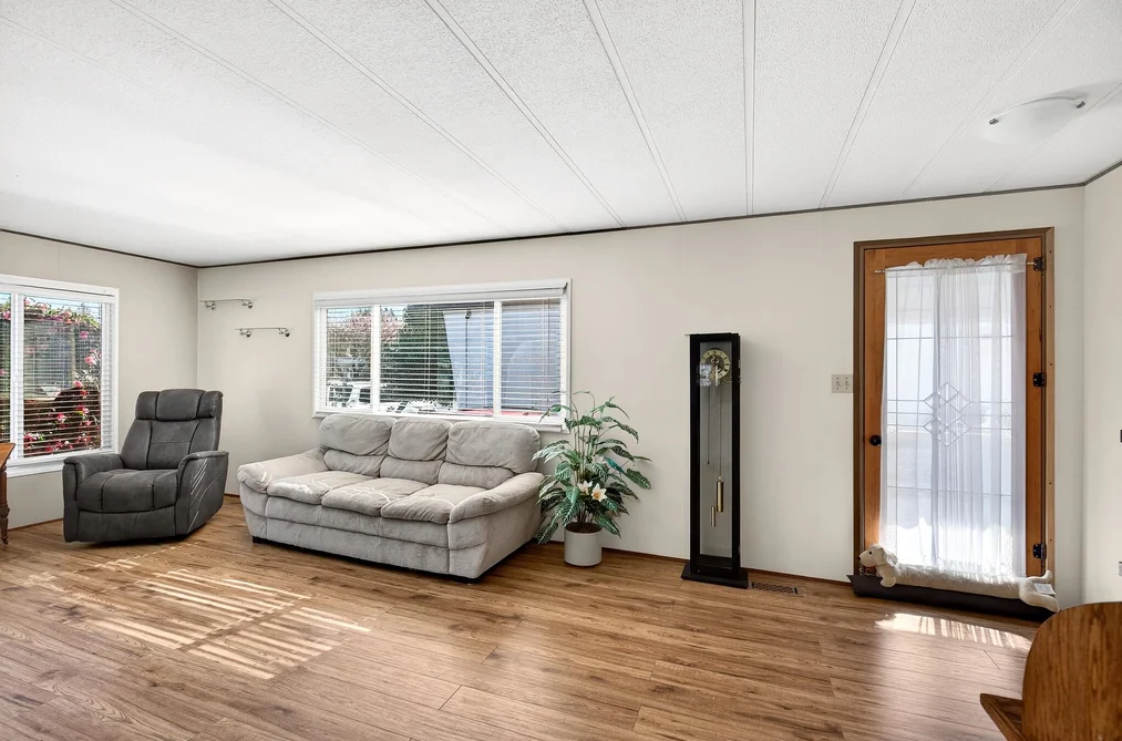 47 3031 200 STREET, Langley BC V2Z 1N5, Langley BC — Residential for Sale - Photo 4