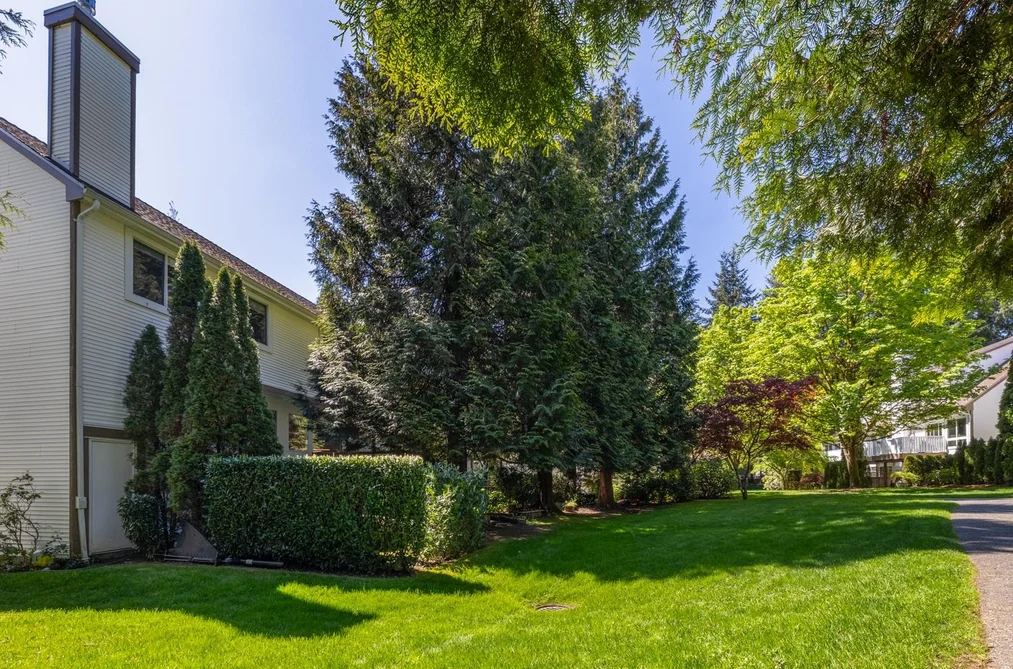 47-3939 Indian River Drive, North Vancouver, BC - Townhouse for Sale - Photo 28 of 32