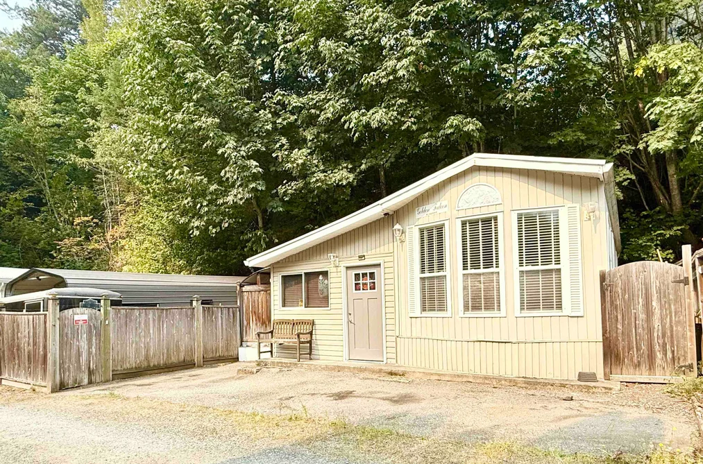 Property for sale at 47 & 48 1650 Columbia Valley Road Lindell Beach British Columbia - MLS: R3046870