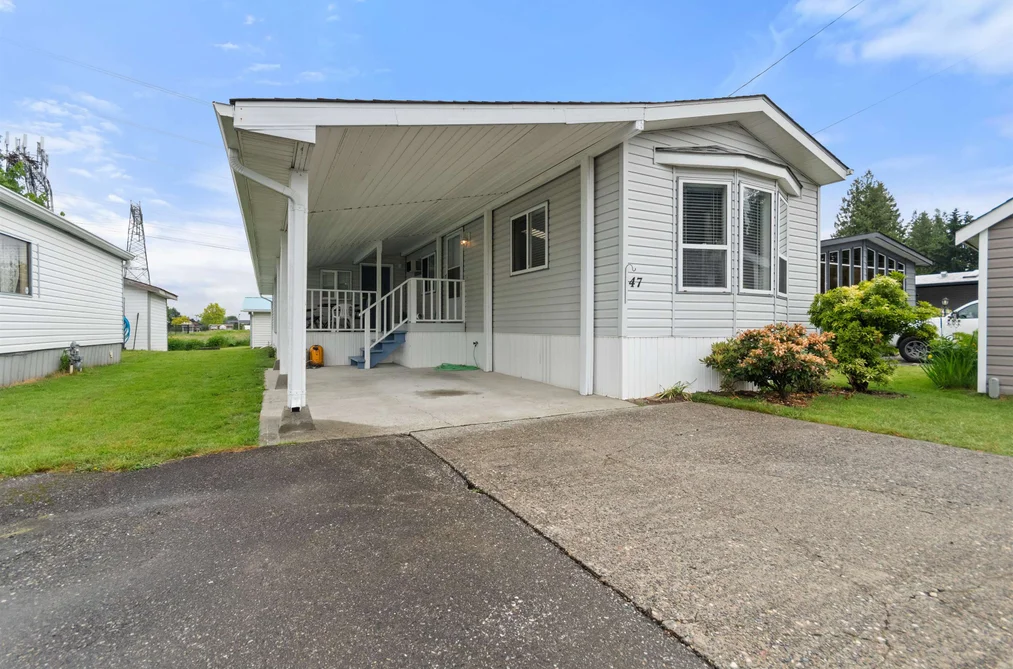 Manufactured Home for sale at 47 6338 Vedder Road Chilliwack British Columbia - MLS: R3129445