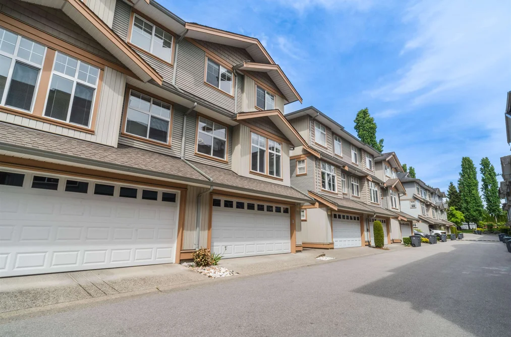47 7518 138 STREET, Surrey BC V3W 1S1, Surrey BC — Residential for Sale - Photo 2