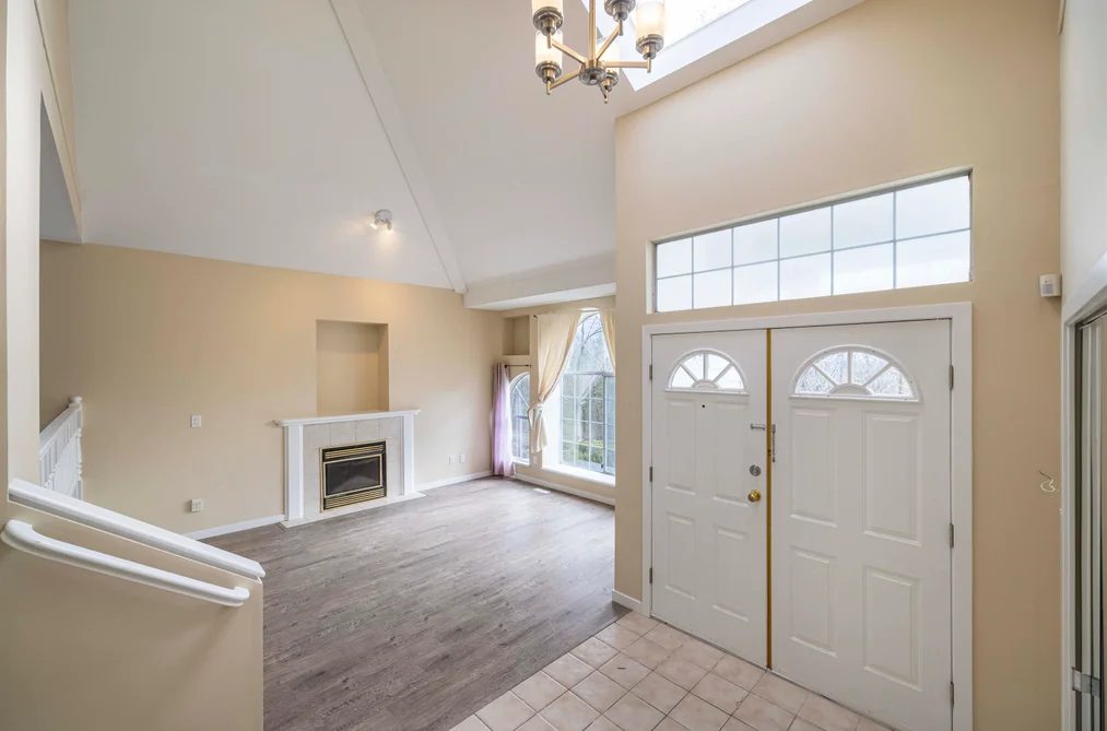 470 RIVERVIEW CRESCENT, Coquitlam BC V3C 4X9, Coquitlam BC — Residential for Sale - Photo 2