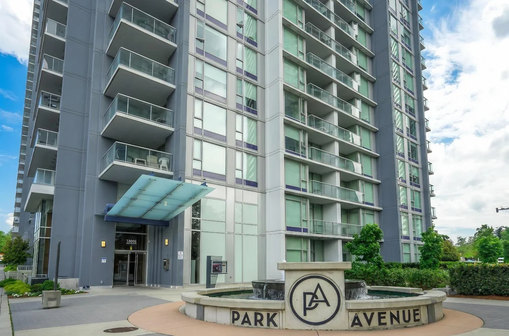 4701 13696 100 AVENUE, Surrey BC V3T 0L5, Surrey BC — Residential for Sale - Photo 2