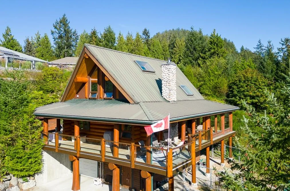 House for sale at 4701 Hotel Lake Road Garden Bay British Columbia - MLS: R3119568