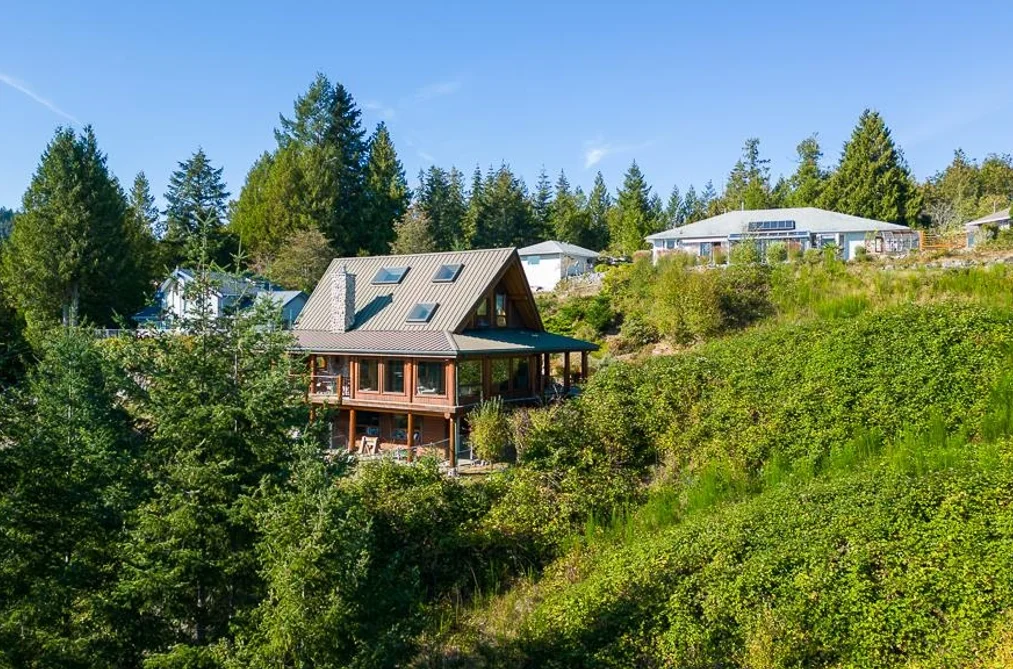 4701 HOTEL LAKE ROAD, Garden Bay BC V0N 1S1, Garden Bay BC — Residential for Sale - Photo 2