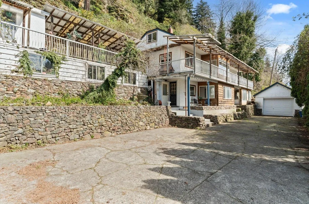 House for sale at 47145 Yale Road Chilliwack British Columbia - MLS: R3106131