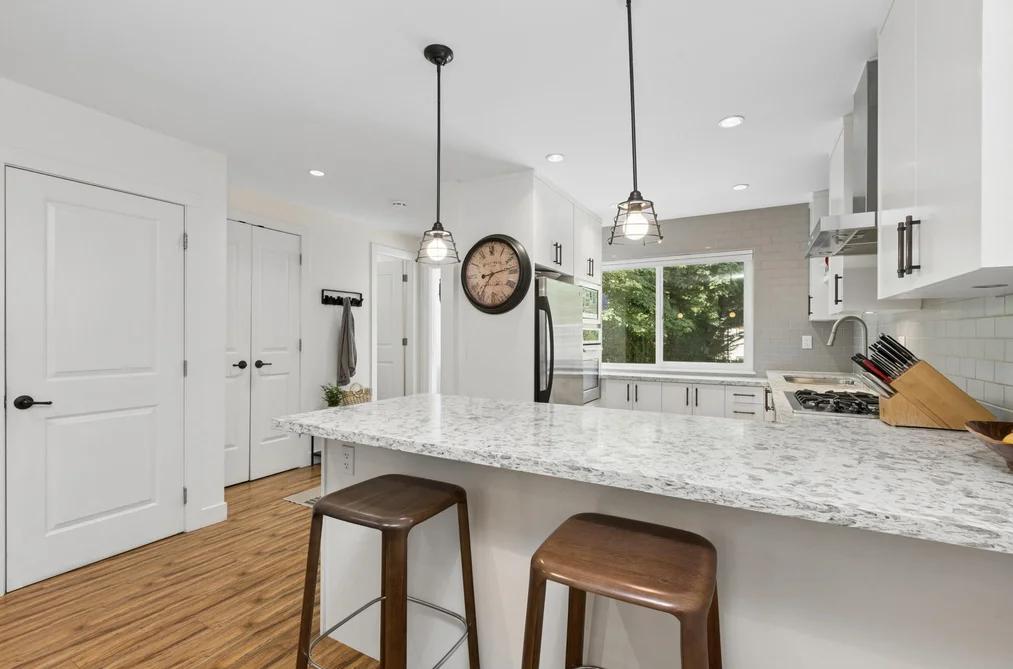 4715 HOSKINS ROAD, North Vancouver BC V7K 2R3, North Vancouver BC — Residential for Sale — Photo 8 of 40