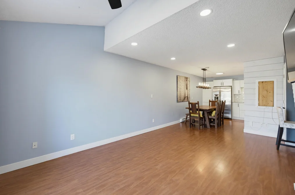 4716 48B Street, Ladner, BC - Townhouse for Sale - Photo 9 of 31 4716 48B Street, Ladner, BC - Townhouse for Sale - Photo 9 of 31