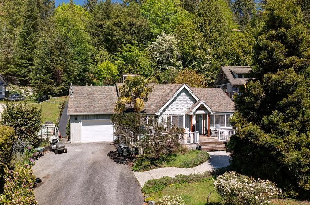 House for sale at 4717 Sinclair Bay Road Pender Harbour British Columbia - MLS: R3114980