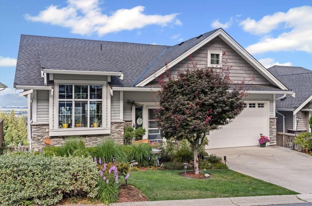 House for sale at 47215 Sylvan Drive Chilliwack British Columbia - MLS: R3093868