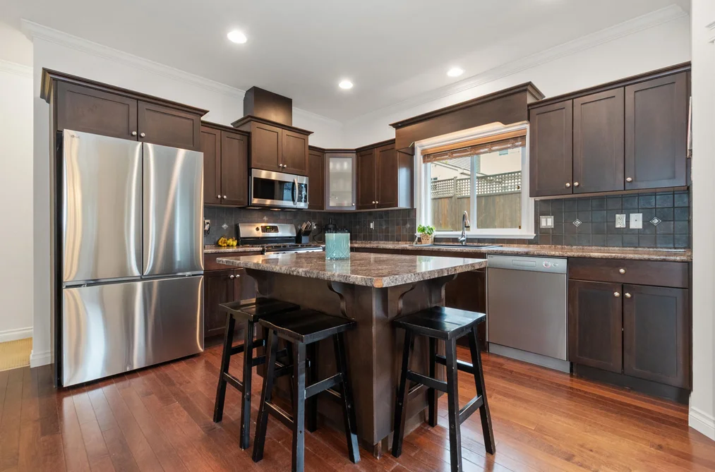 47216 LAUGHINGTON PLACE, Chilliwack BC V2R 0J3, Chilliwack BC — Residential for Sale - Photo 3