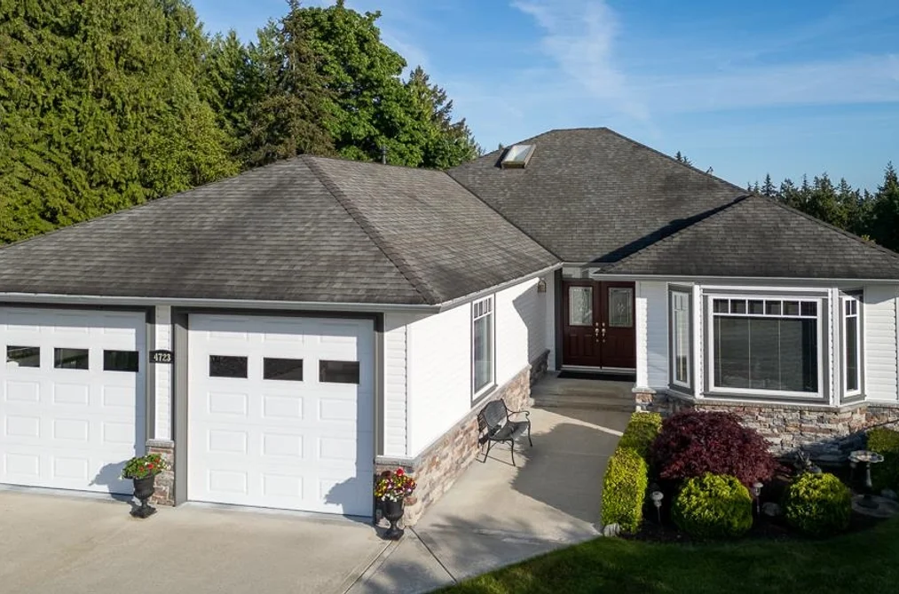 4723 TAMARACK PLACE, Sechelt BC V7Z 0E8, Sechelt BC — Residential for Sale - Photo 2